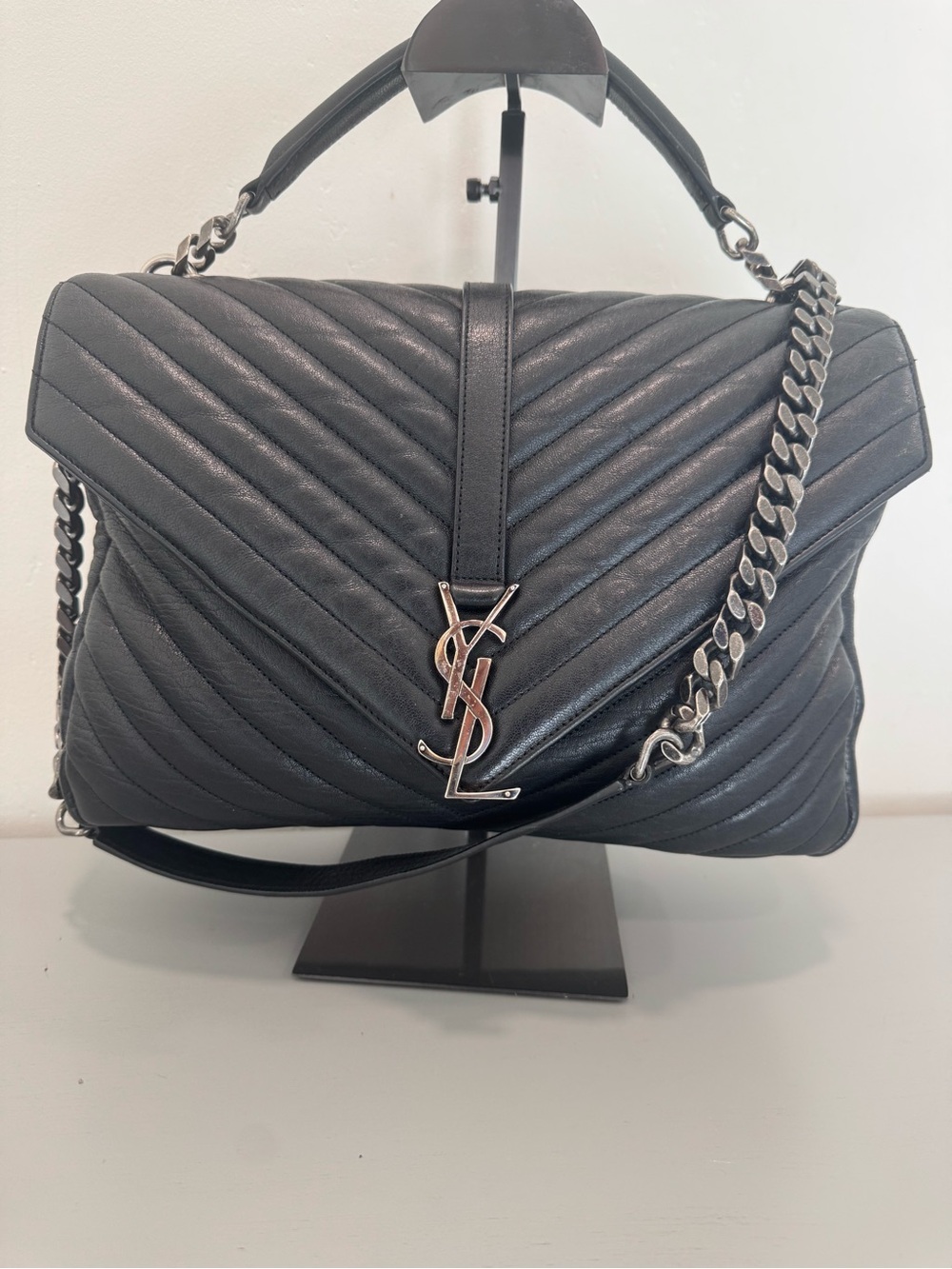 Saint Laurent College top handle bag in Black Quilted lambskin Leather
